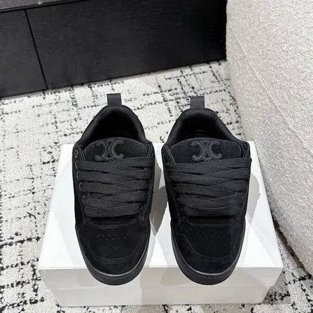 セリーヌ カジュアルシューズ