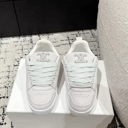 セリーヌ カジュアルシューズ