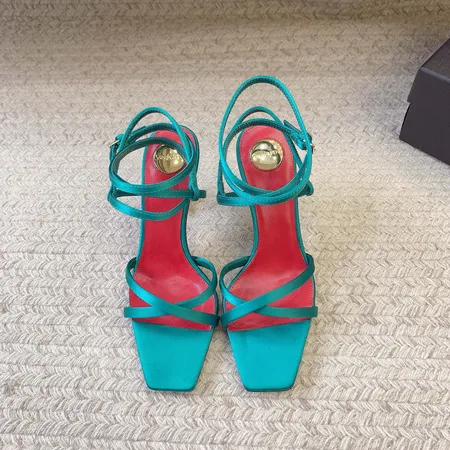 イブサンローラン サンダル