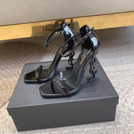 イブサンローラン サンダル