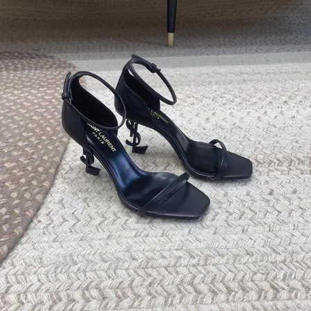 イブサンローラン サンダル