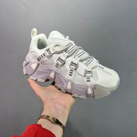 フィラ スニーカー