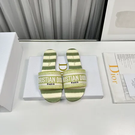 ディオール スリッパ