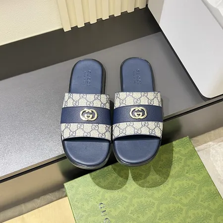 グッチ スリッパ