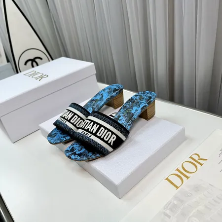 ディオール スリッパ