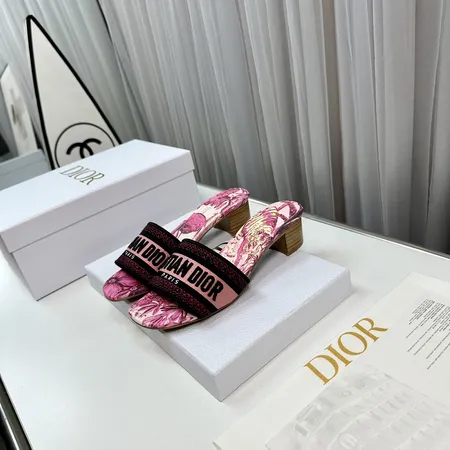 ディオール スリッパ