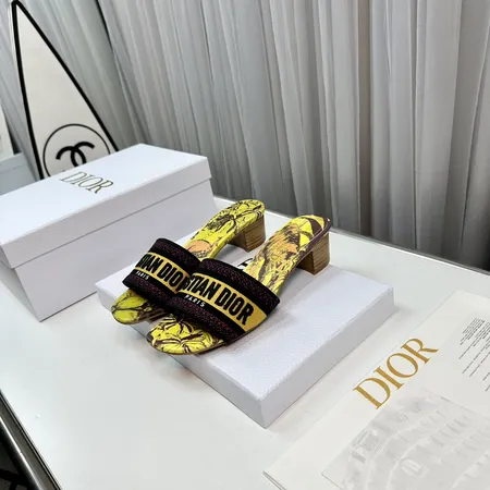 ディオール スリッパ