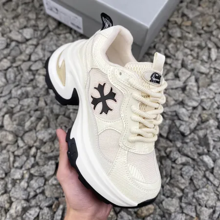 クロムハーツ スニーカー