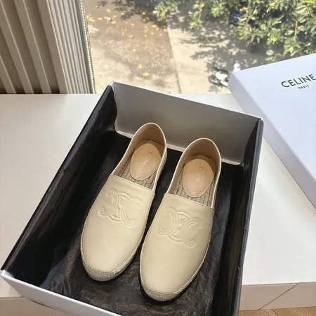 セリーヌ カジュアルシューズ
