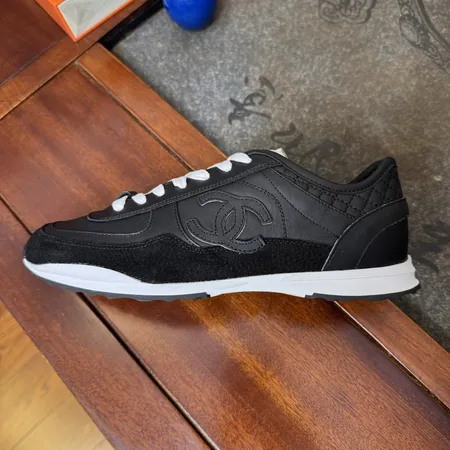 シャネル スニーカー