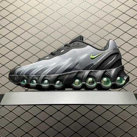 ナイキ スニーカー