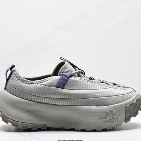 ノースフェイス カジュアルシューズ