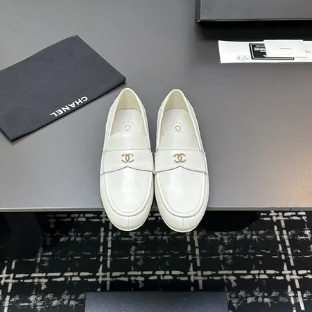 シャネル ビジネスシューズ