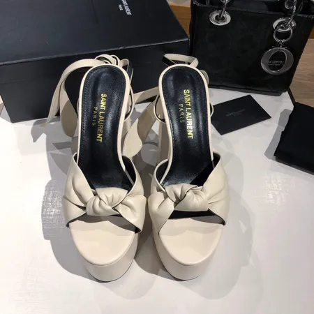 イブサンローラン サンダル