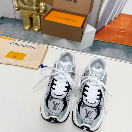 ルイヴィトン スニーカー