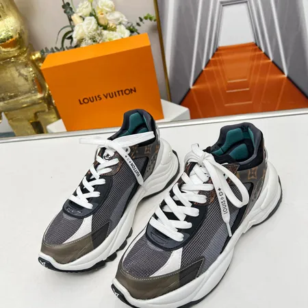 ルイヴィトン スニーカー