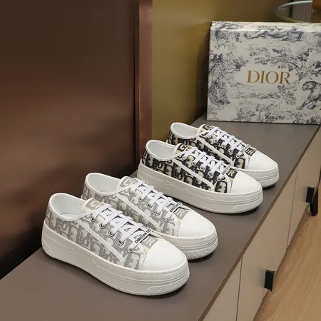 ディオール カジュアルシューズ