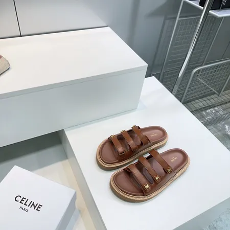 セリーヌ サンダル