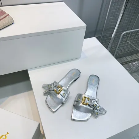 クロエ スリッパ