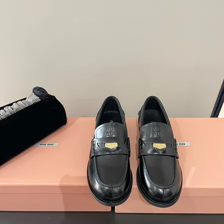 ミュウミュウ ビジネスシューズ