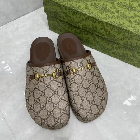 グッチ スリッパ