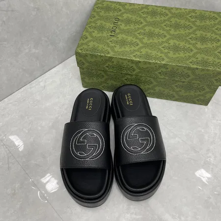 グッチ スリッパ
