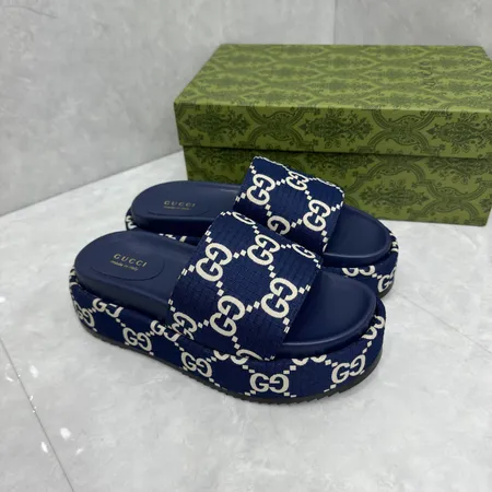 グッチ スリッパ