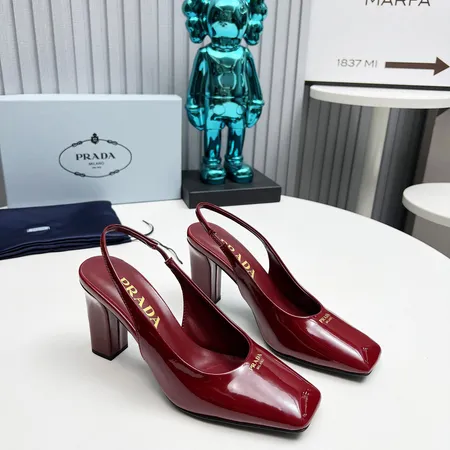 プラダ サンダル