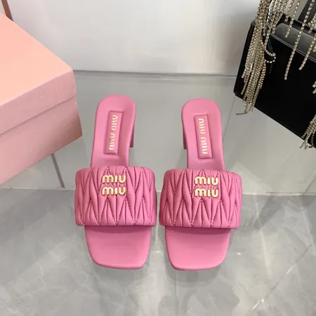 ミュウミュウ スリッパ