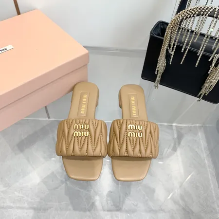 ミュウミュウ スリッパ