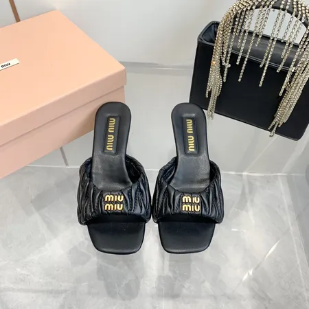 ミュウミュウ スリッパ