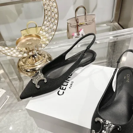 セリーヌ サンダル