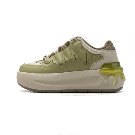 フィラ スニーカー