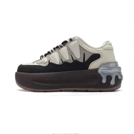 フィラ スニーカー