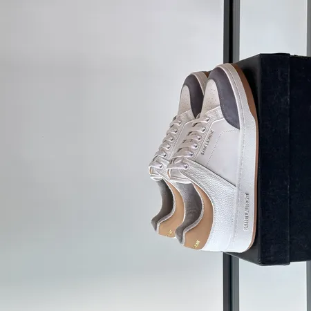 イブサンローラン スニーカー