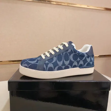 コーチ カジュアルシューズ