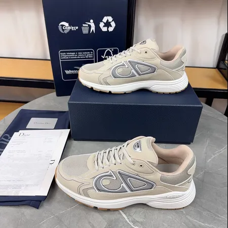 ディオール スニーカー