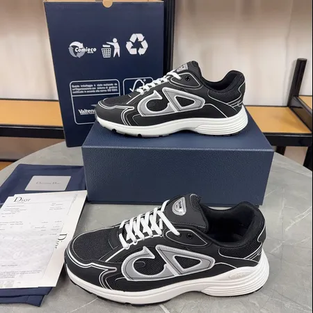 ディオール スニーカー