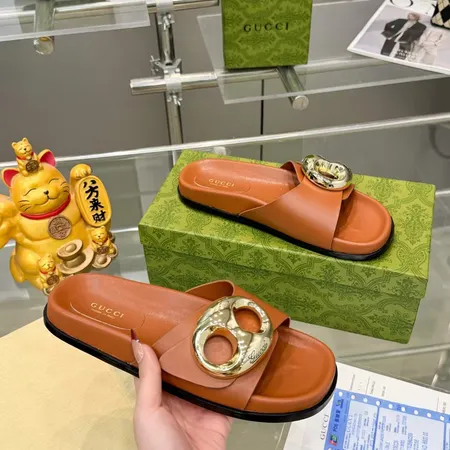 グッチ スリッパ