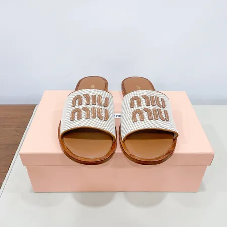 ミュウミュウ スリッパ