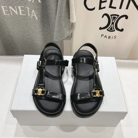 セリーヌ サンダル