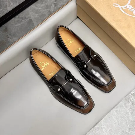 クリスチャン・ルブタン ビジネスシューズ