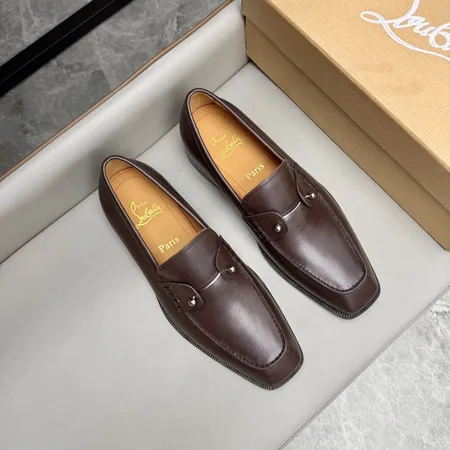 クリスチャン・ルブタン ビジネスシューズ