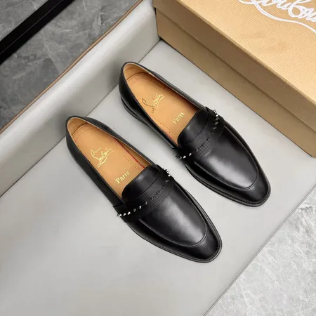 クリスチャン・ルブタン ビジネスシューズ