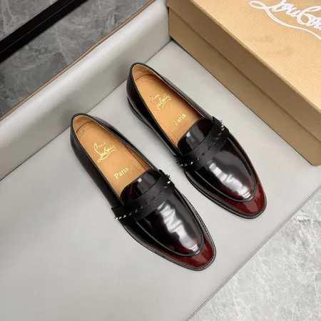 クリスチャン・ルブタン ビジネスシューズ