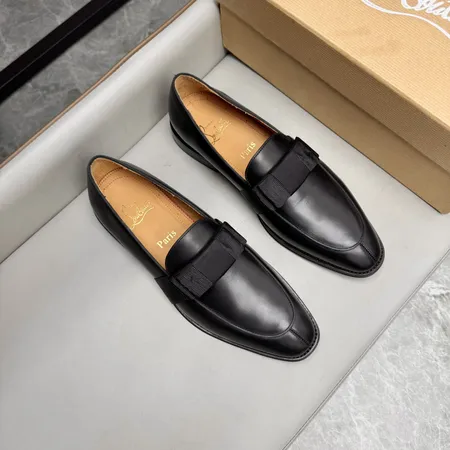 クリスチャン・ルブタン ビジネスシューズ