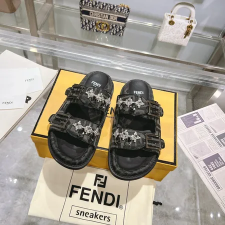 フェンディ スリッパ