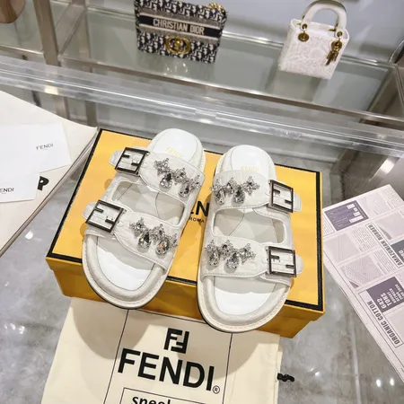フェンディ スリッパ
