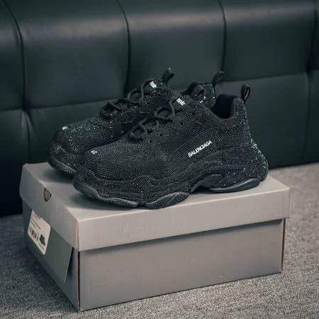 バレンシアガ スニーカー