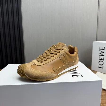 ロエベ カジュアルシューズ